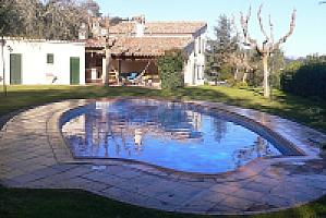 УСАДЬБА С БАССЕЙНОМ НА ПОБЕРЕЖЬЕ МАРЕСМЭ thumbnail 1