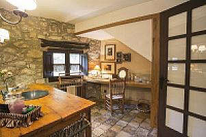 КАМЕННАЯ ВИЛЛА С ХАРИЗМОЙ В ПРЕДПИРЕНЕЯХ thumbnail 32