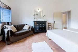 УСАДЬБА С УГОДЬЯМИ ПОД ТАРРАГОНОЙ thumbnail 20