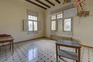 ЗАМОК С УГОДЬЯМИ ПОД БАРСЕЛОНОЙ thumbnail 32