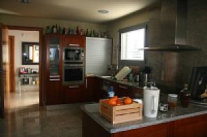 ВИЛЛА С БАССЕЙНОМ ПОД БАРСЕЛОНОЙ thumbnail 14