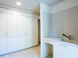 ВИЛЛА С БАССЕЙНОМ В БАРСЕЛОНЕ thumbnail 4