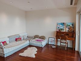 ВИЛЛА С БАССЕЙНОМ В БАРСЕЛОНЕ thumbnail 20