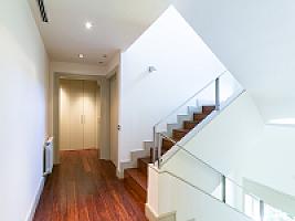 ВИЛЛА С БАССЕЙНОМ В БАРСЕЛОНЕ thumbnail 22