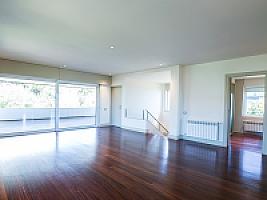 ВИЛЛА С БАССЕЙНОМ В БАРСЕЛОНЕ thumbnail 26