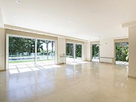 ВИЛЛА С БАССЕЙНОМ В БАРСЕЛОНЕ thumbnail 45