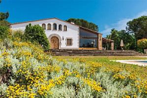 ВИЛЛА С БАССЕЙНОМ ПОД ЖИРОНОЙ thumbnail 1