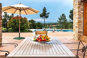 ВИЛЛА С БАССЕЙНОМ ПОД ЖИРОНОЙ thumbnail 16