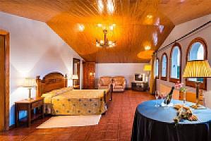 ВИЛЛА С БАССЕЙНОМ ПОД ЖИРОНОЙ thumbnail 21