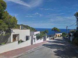 НОВАЯ ВИЛЛА НА ПОБЕРЕЖЬЕ КОСТА БРАВА thumbnail 3