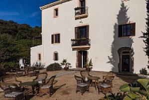 УСАДЬБА НА ПОБЕРЕЖЬЕ ПОД БАРСЕЛОНОЙ thumbnail 3