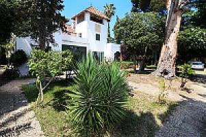 АР-ДЕКО ВИЛЛА У МОРЯ ПОД БАРСЕЛОНОЙ thumbnail 6