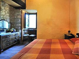 ЗАМОК С УГОДЬЯМИ В ПРЕДПИРЕНЕЯХ thumbnail 23